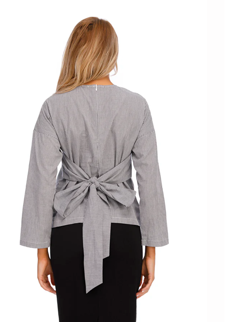 Miss Finch NYC | Mixed Stripe Long Sleeve Self Belt Cotton Top (Size: Large)
