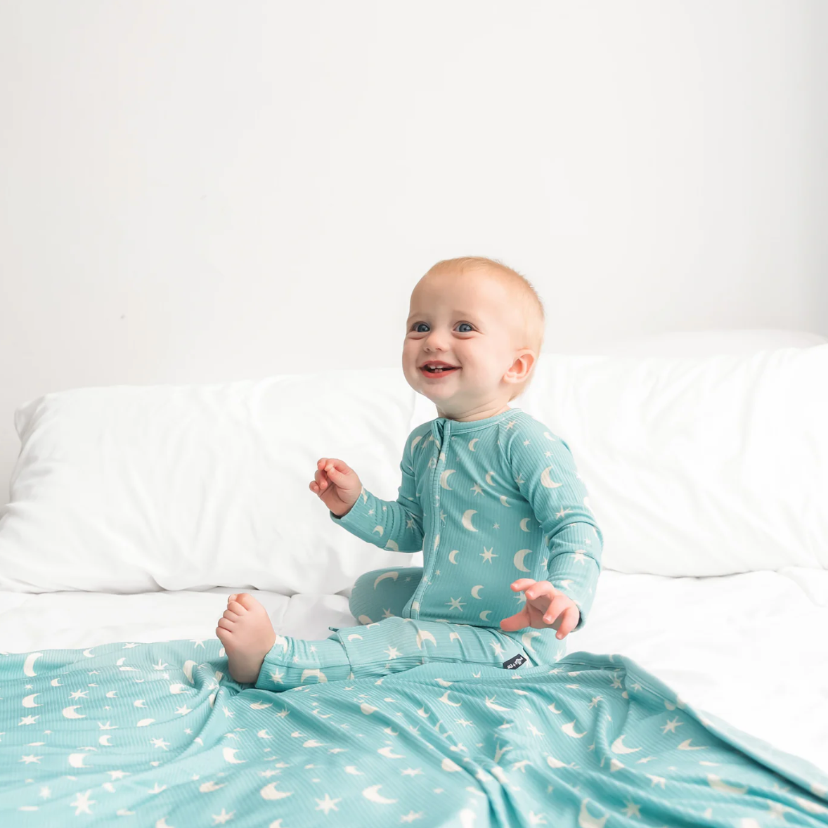 ZIP ROMPER - Moon + Stars Ribbed